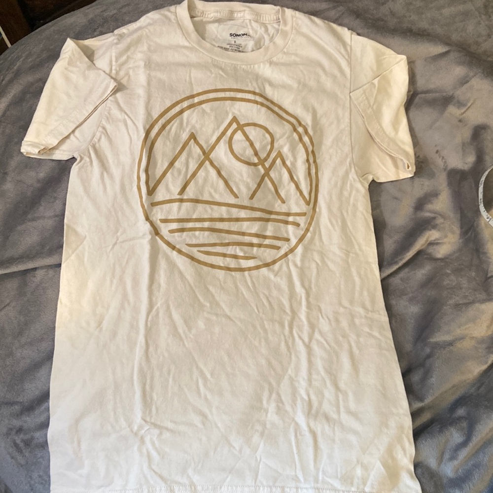Sonoma T shirt